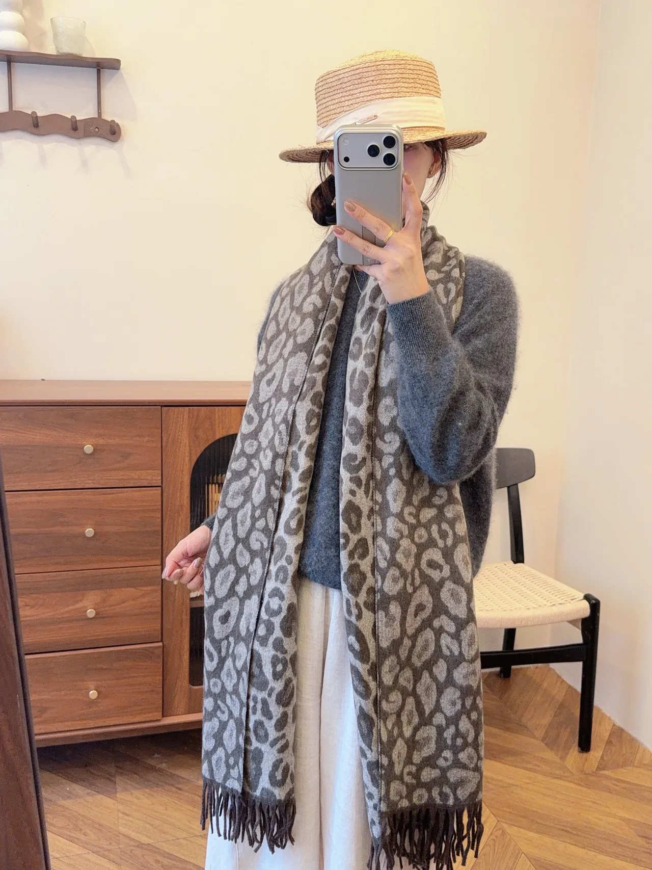 Leopard-Pattern Fringe Scarf in Red & Grey · view 7