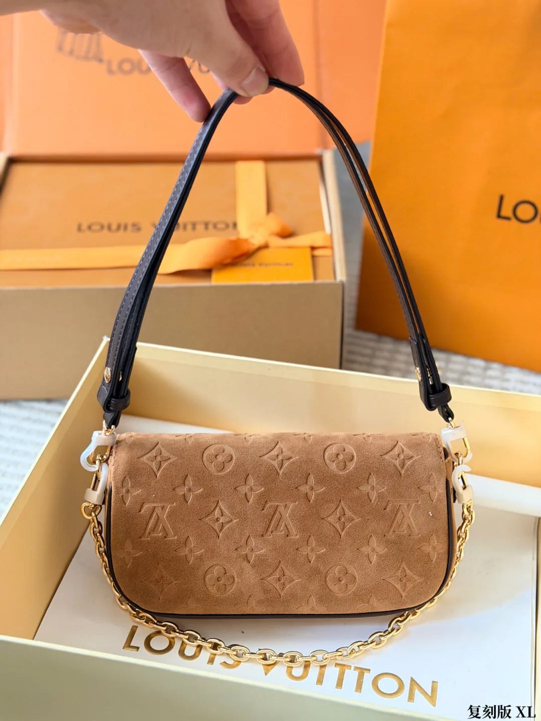 Louis Vuitton Suede Clutch in Tan · view 4