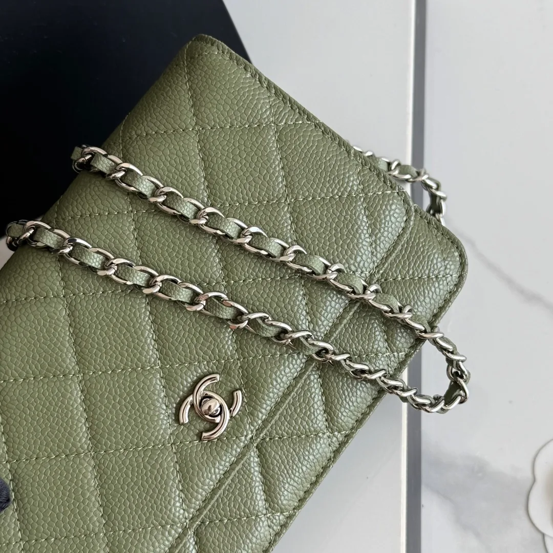 Chanel Calfskin Smooth Quilted Chain Wallet in Green · view 7