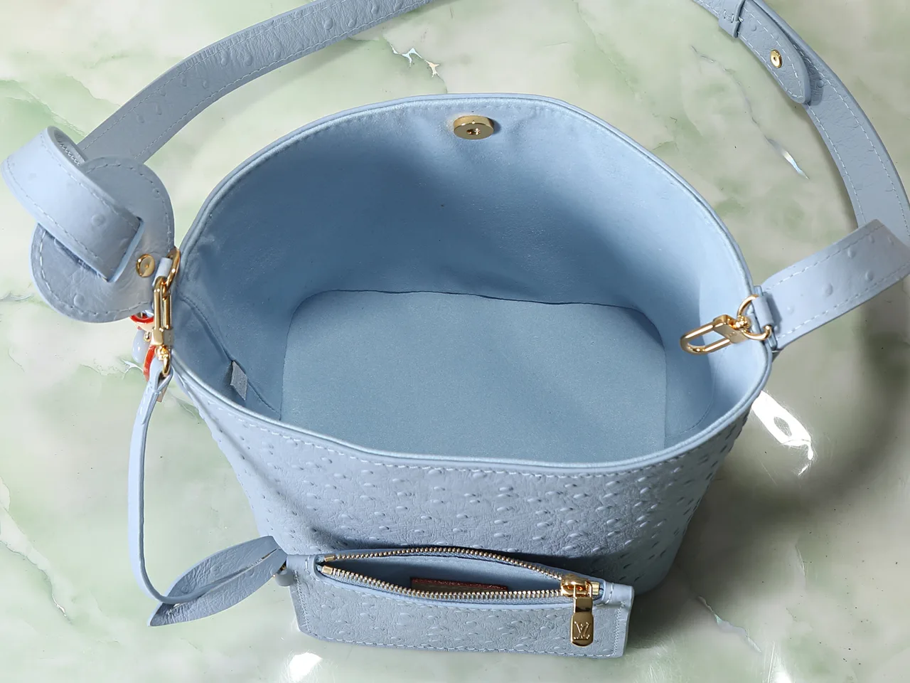 Louis Vuitton Canvas Glossy All In BB Bag in Blue · view 7