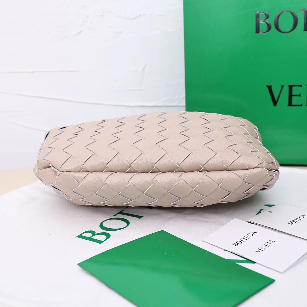 Bottega Veneta Sheepskin Woven Hobo Bag in Beige · view 4