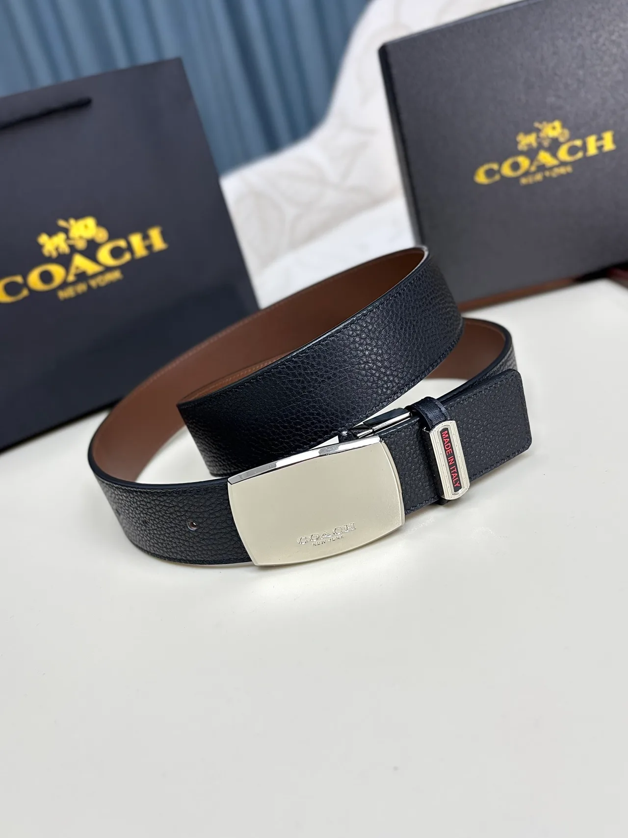 Coach Logo-pattern plate buckle belt in Black & Brown · view 7