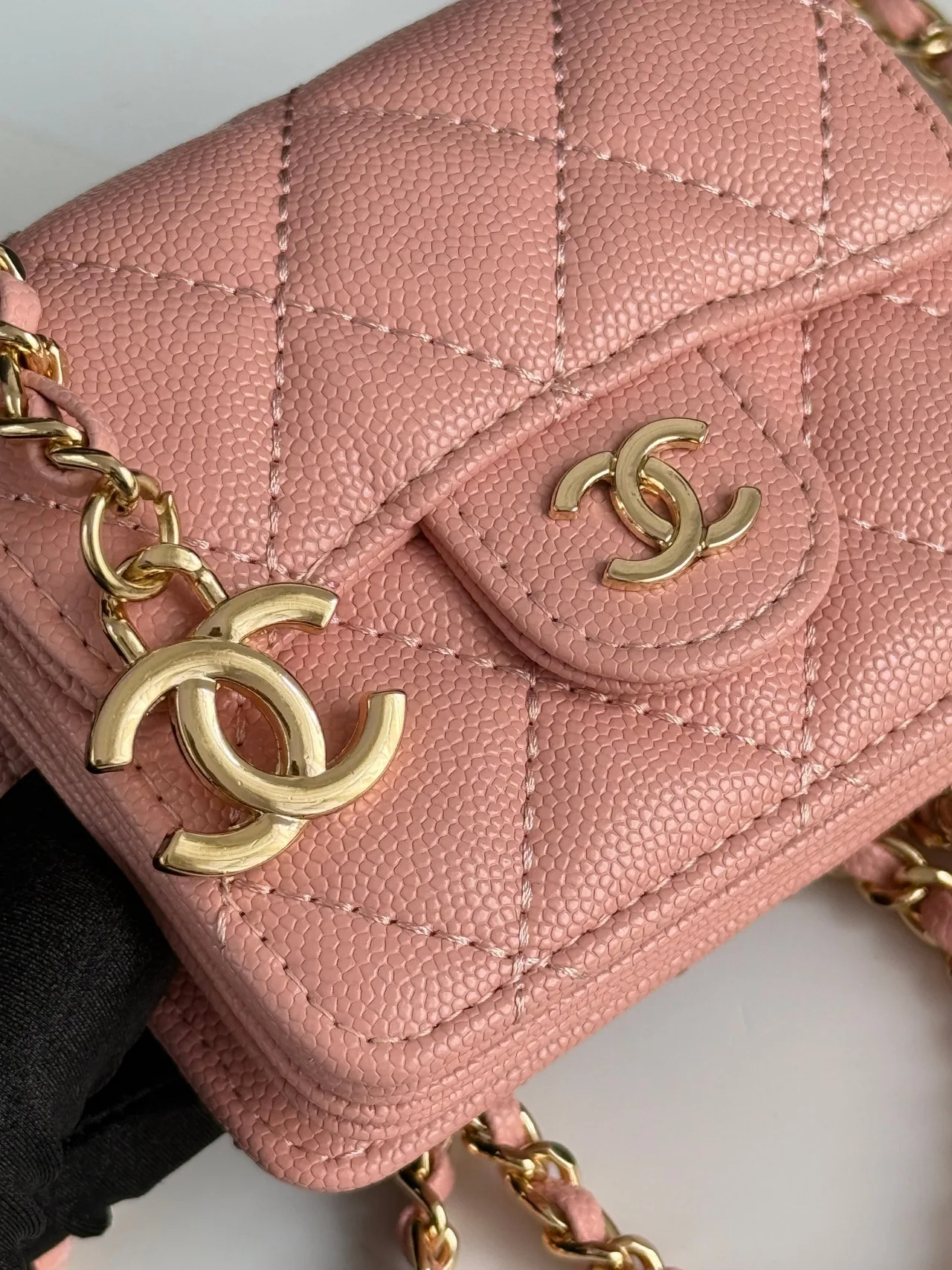 Chanel Quilted Wallet in Pink · view 6
