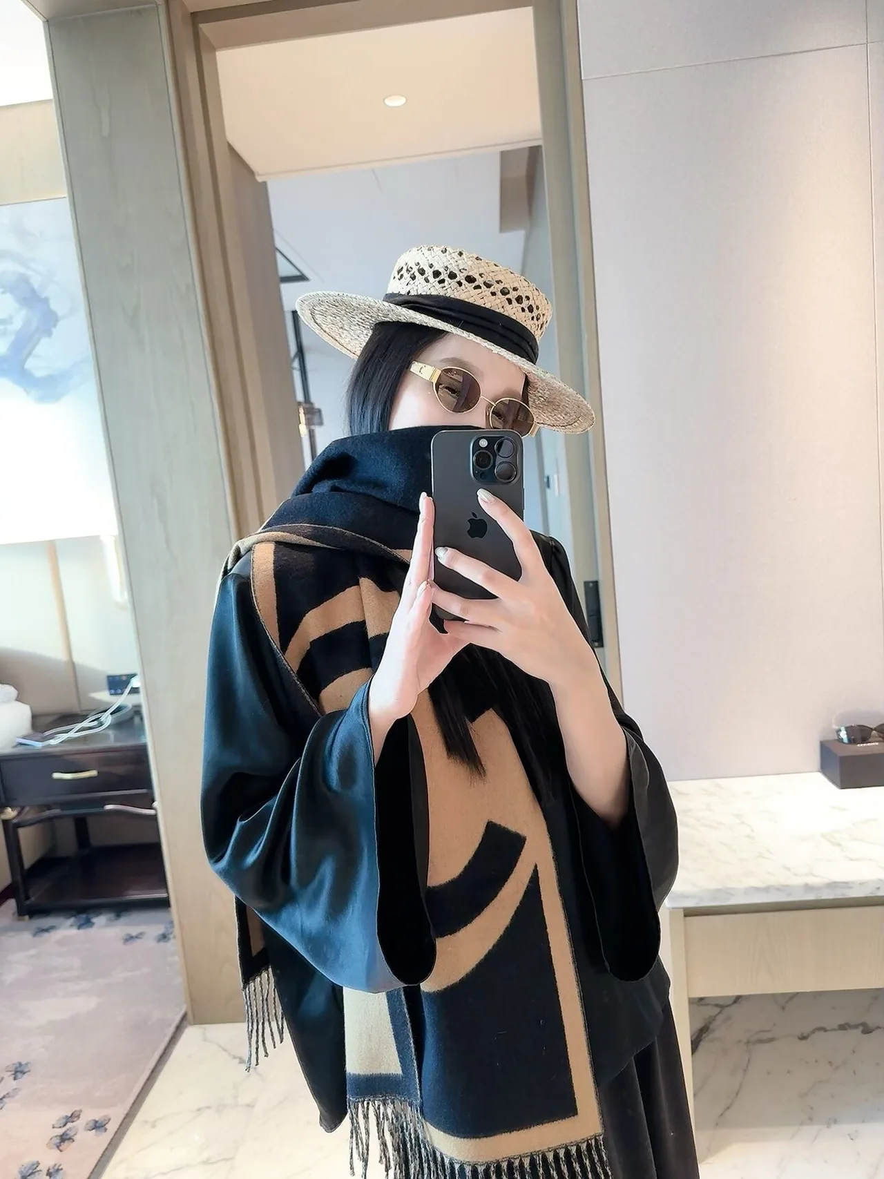 Chanel Reversible Scarf in Grey & Black · view 5