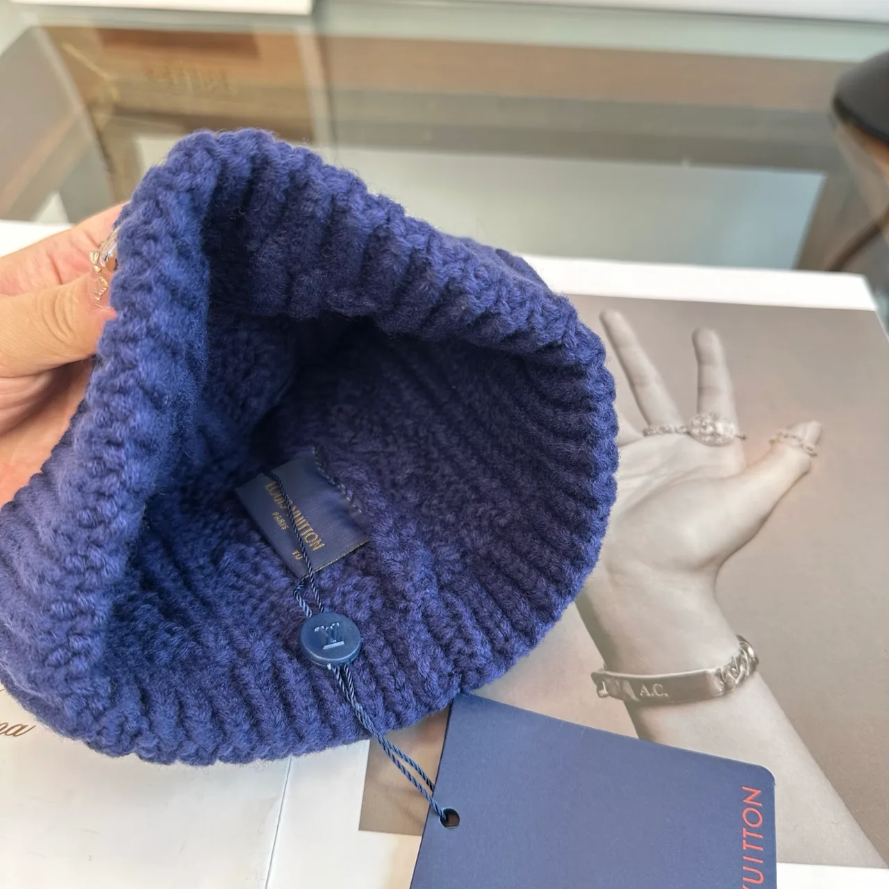 Louis Vuitton Beanie in Blue · view 8