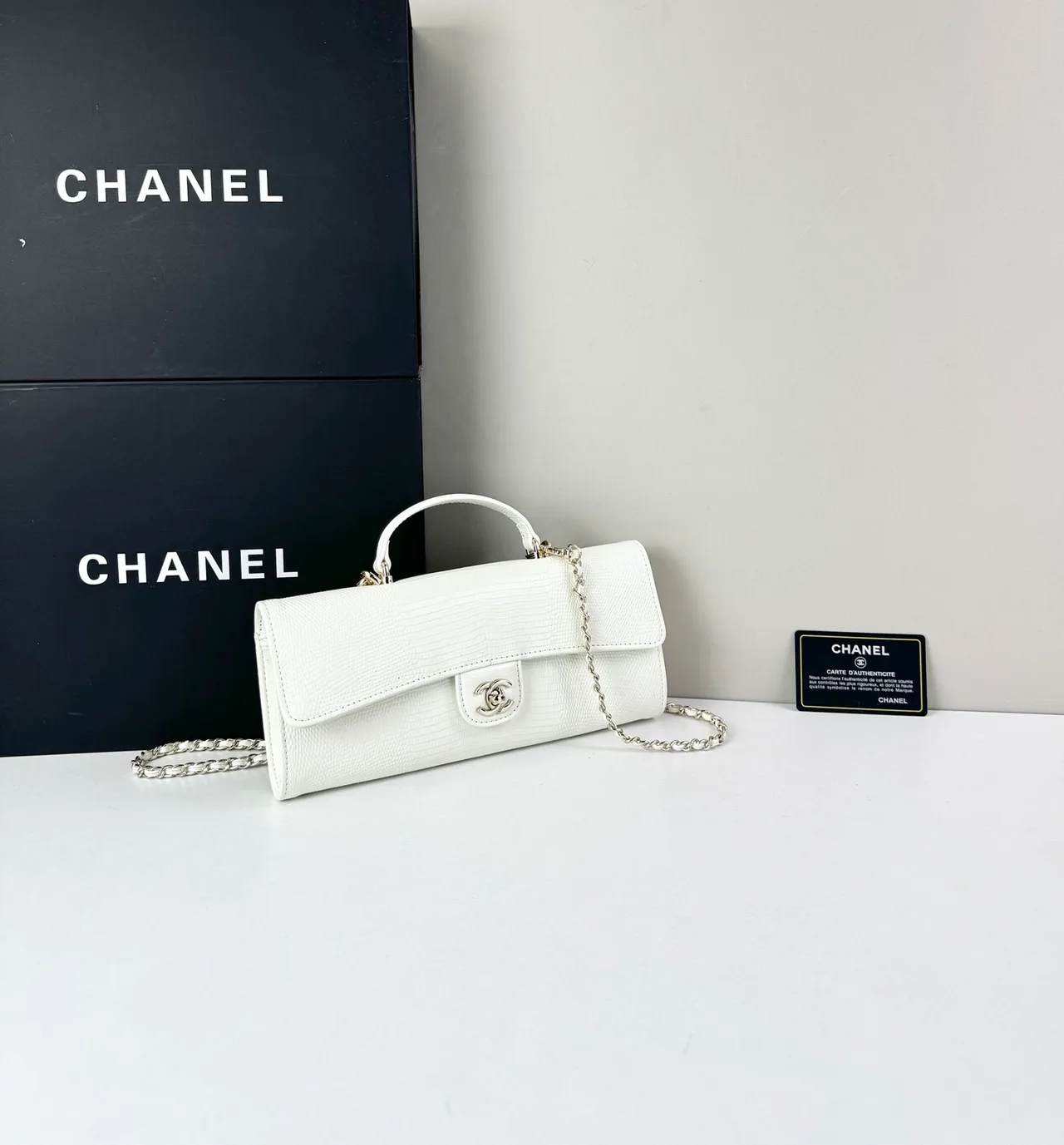 Chanel Baguette Top-Handle Clutch in White · view 3
