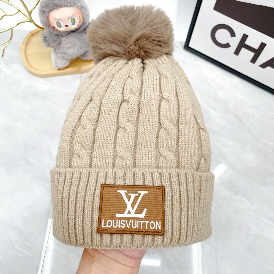 Louis Vuitton Wool Beanie and Scarf Set in Beige · view 5