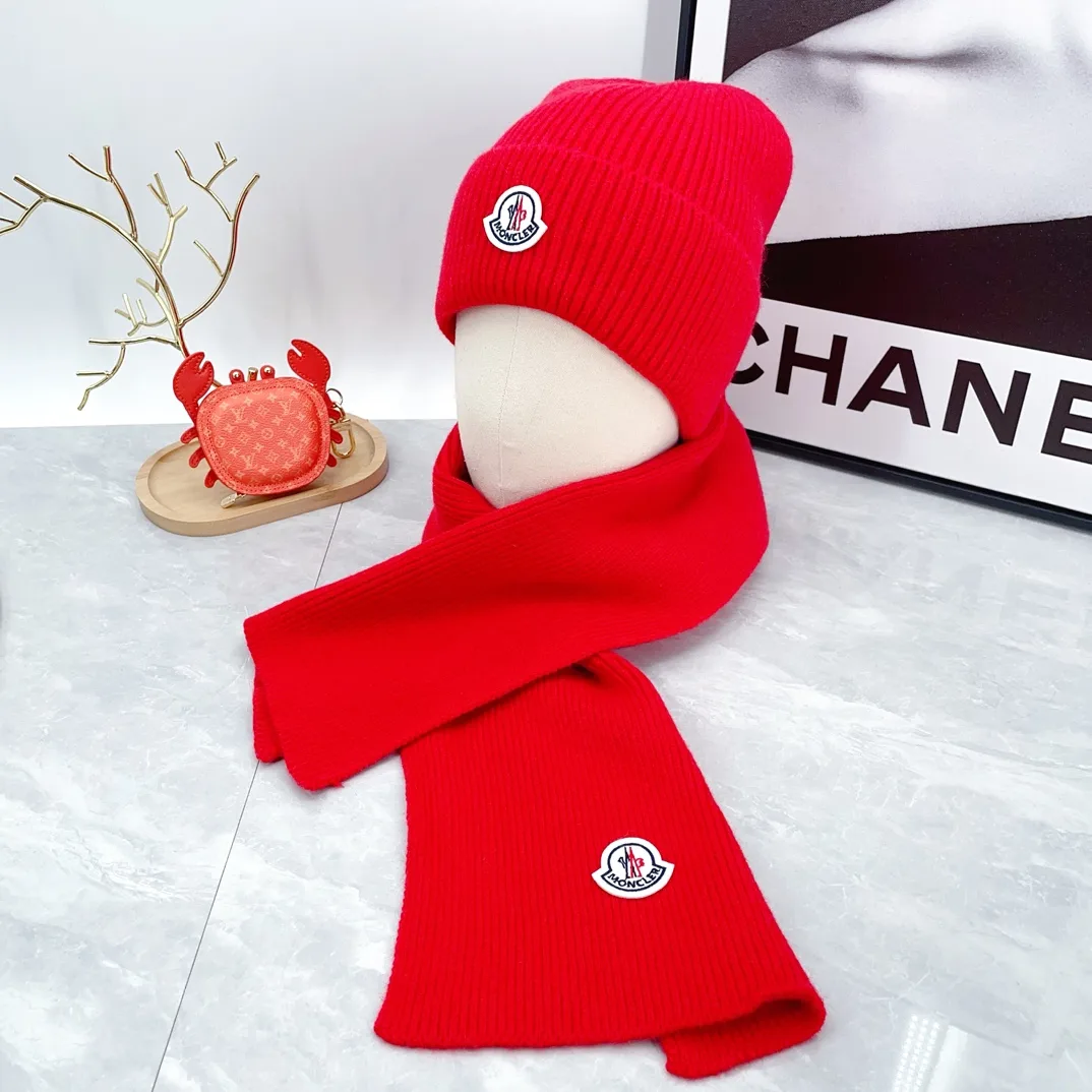Moncler Wool Beanie and Scarf Set in Red · view 2
