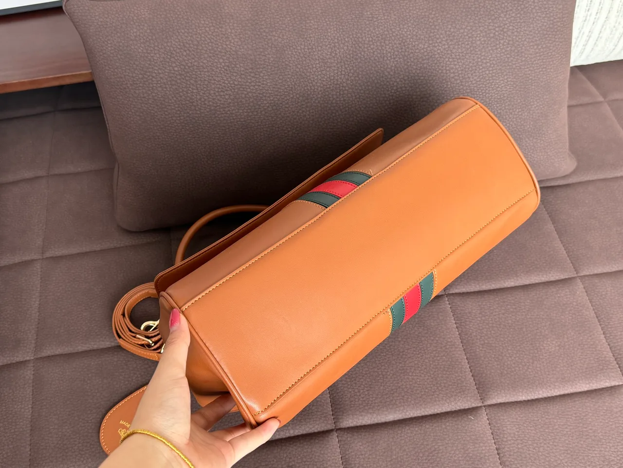 Gucci Quilted Striped Crossbody Bag in Tan · view 6
