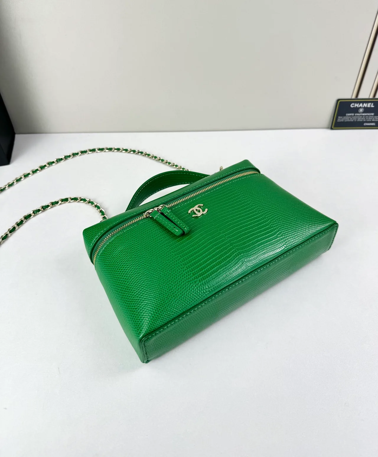 Chanel Cowhide Textured Chain-Strap Vanity Bag in Green · view 4