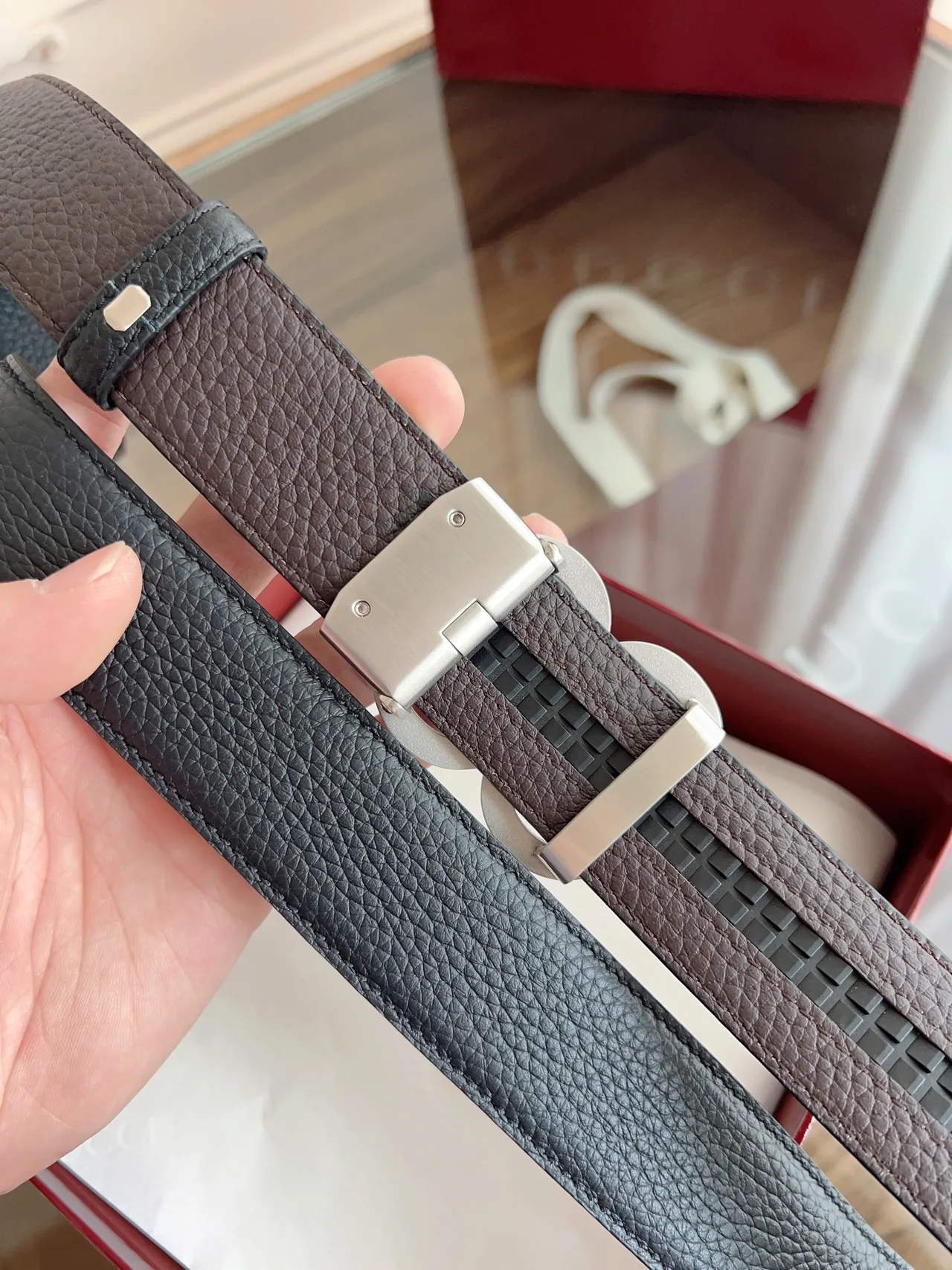 Gucci Cowhide GG Automatic Belt in Grey · view 7