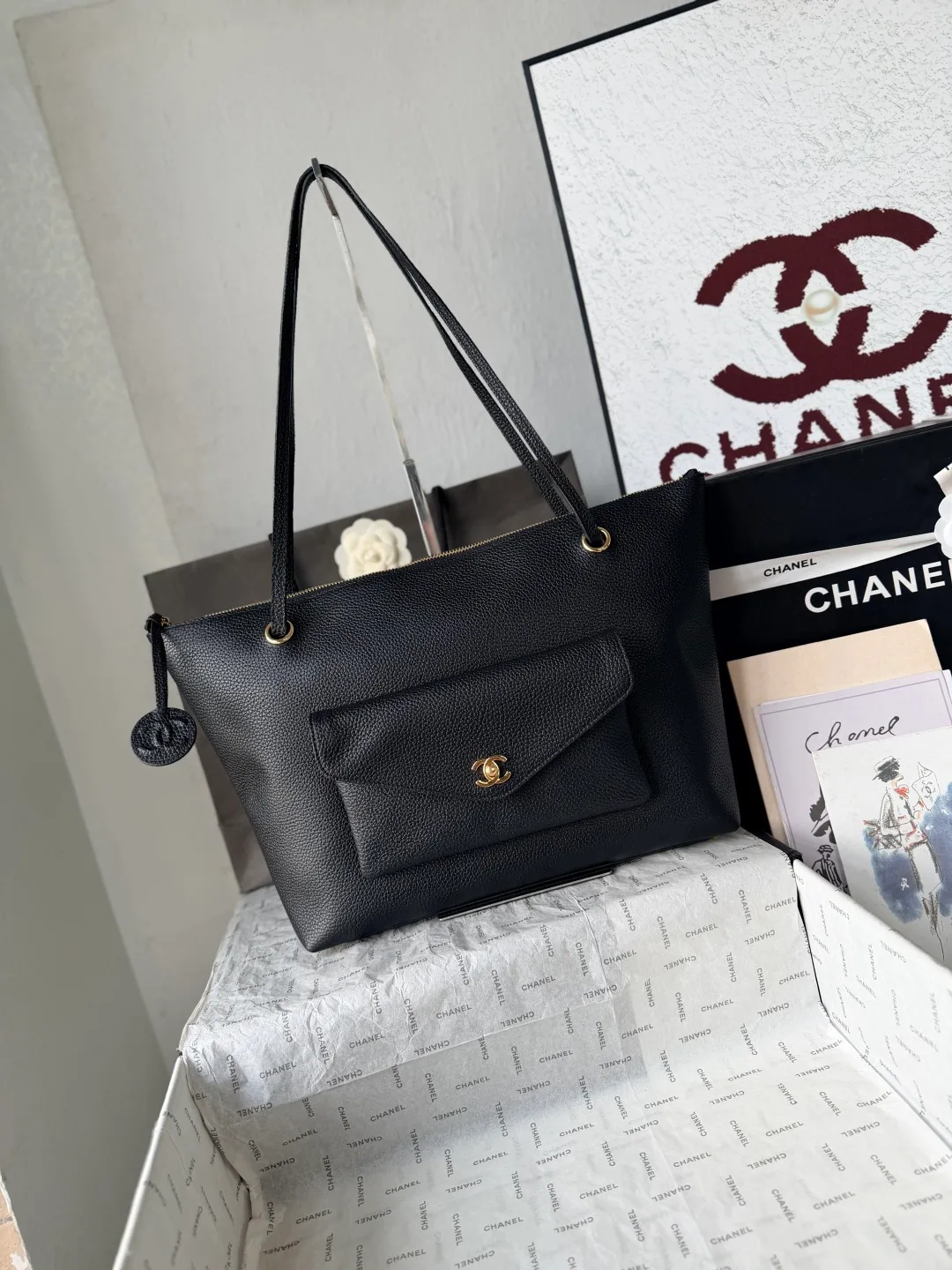 Chanel Leather Smooth Tote in Black · view 2