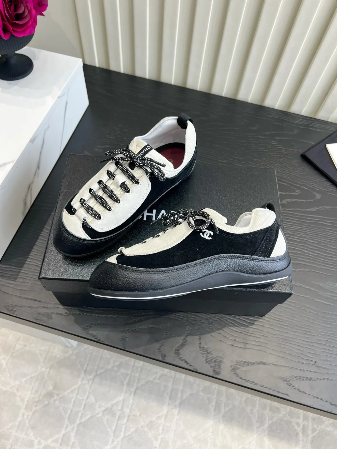 Chanel Cowhide Smooth Sneakers in Black · view 4