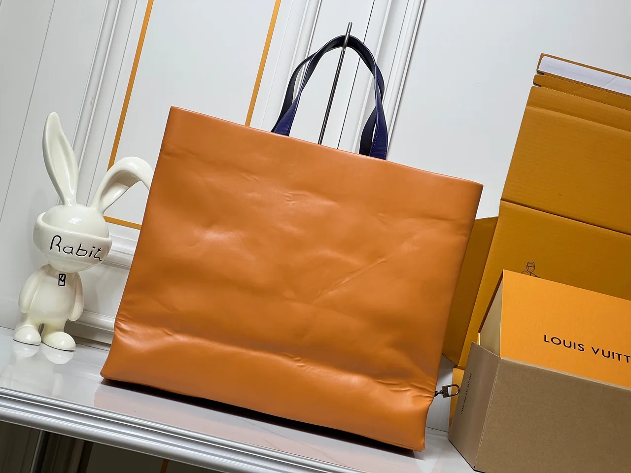 Louis Vuitton Cowhide Tote in Orange · view 4