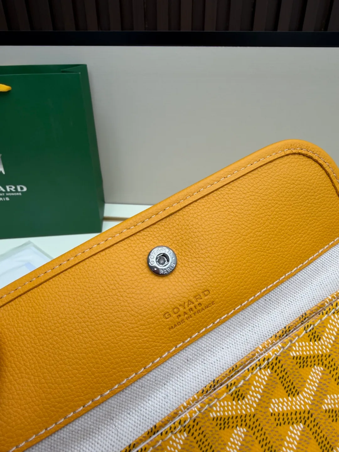 Goyard Canvas Smooth Saint Louis Tote in Yellow · view 8