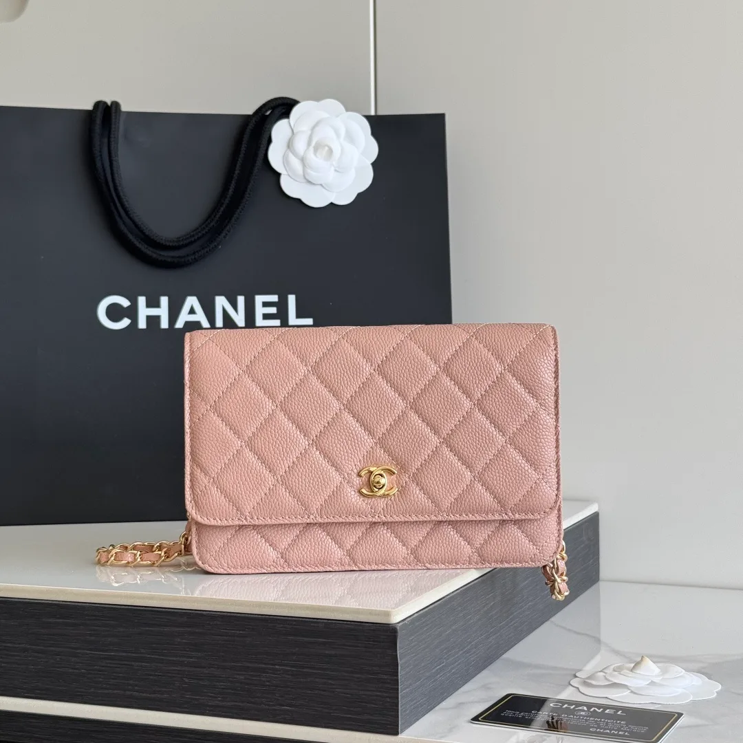 Chanel Calfskin Quilted Clutch in Pink · view 1