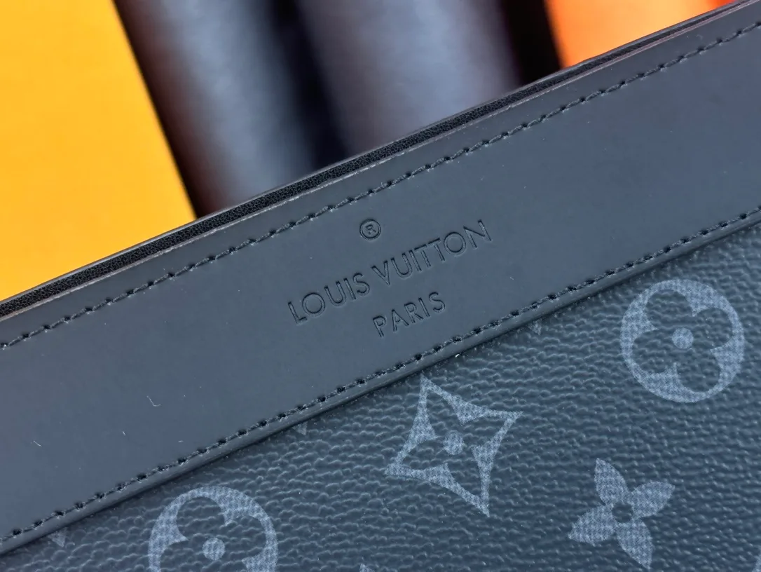 Louis Vuitton Canvas Monogram Clutch in Grey · view 6