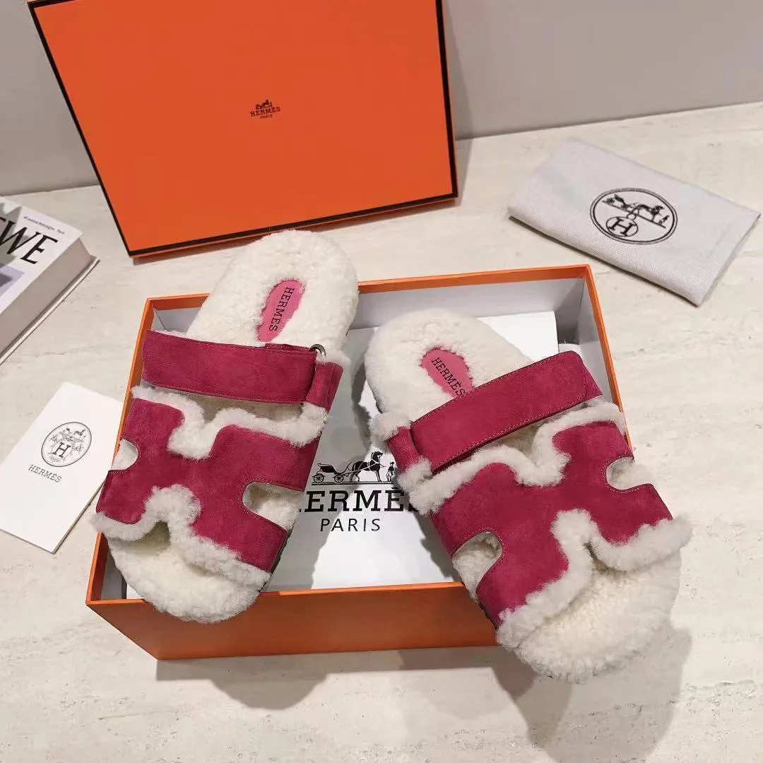 Hermes Sheepskin Chypre Shearling Slides in Pink · view 4