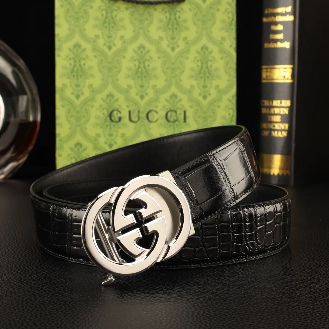 Gucci Automatic Belt in Black · view 3