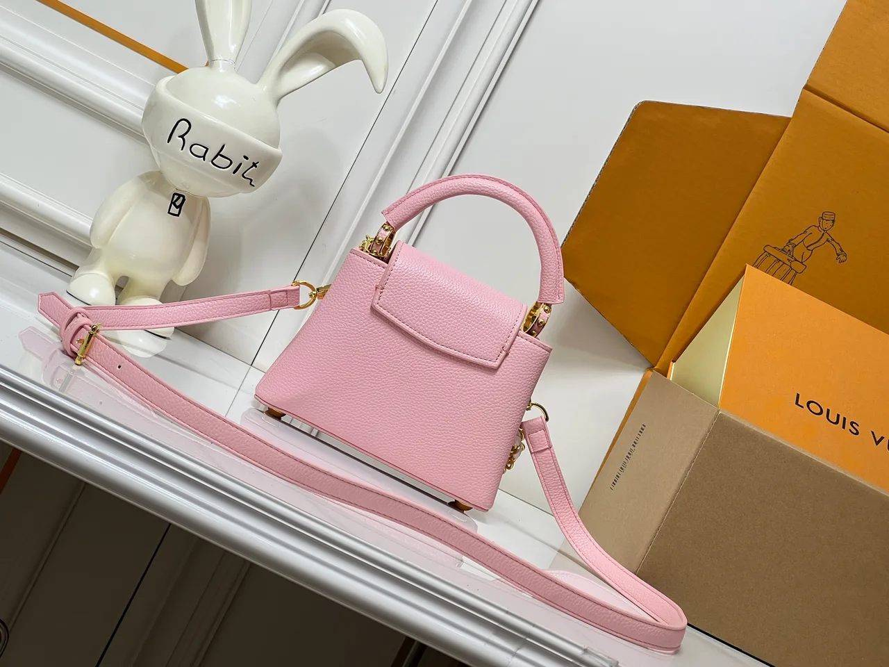 Louis Vuitton Cowhide Handbag in Pink · view 4