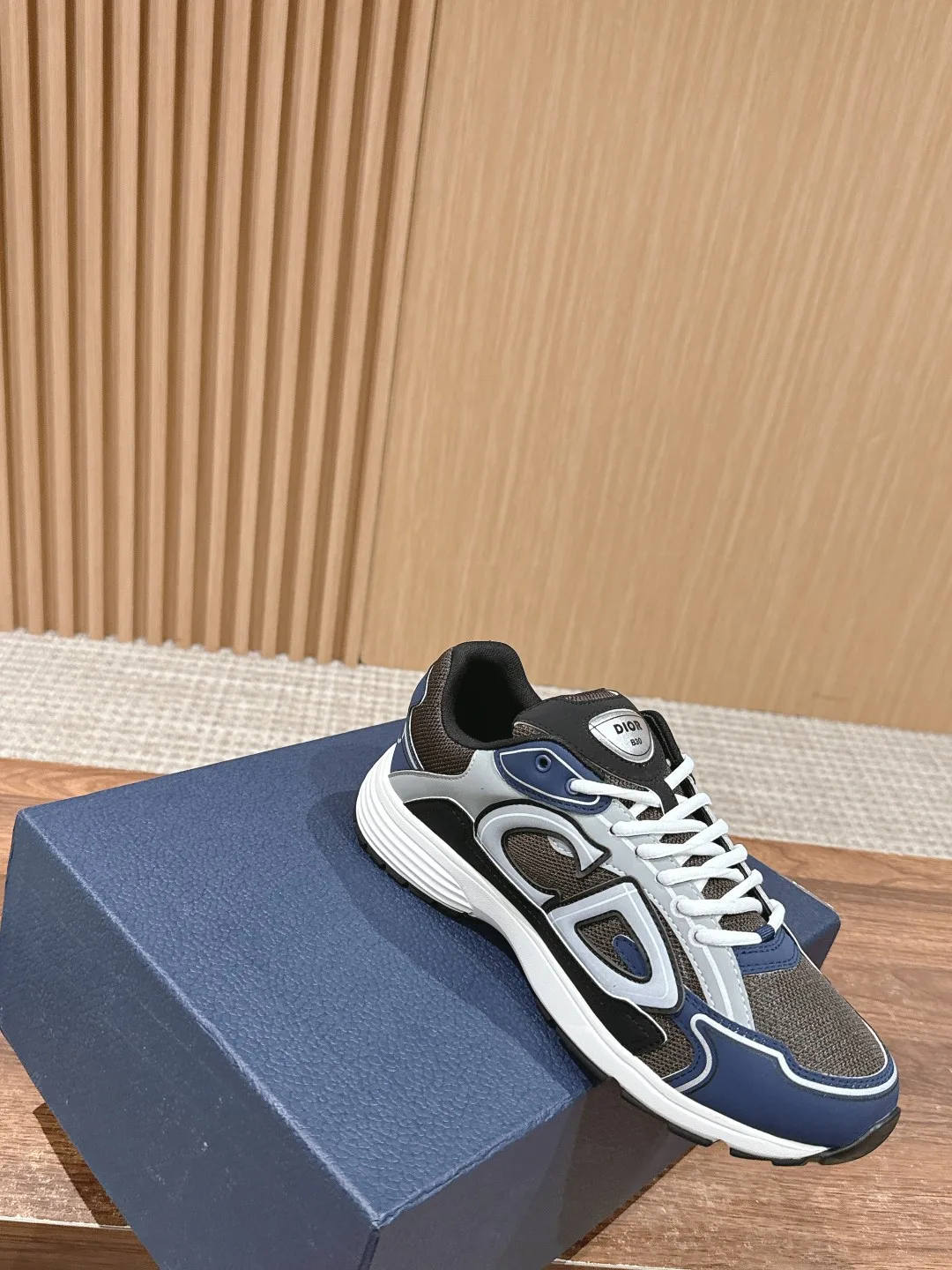 Dior Sneakers in Blue · view 4