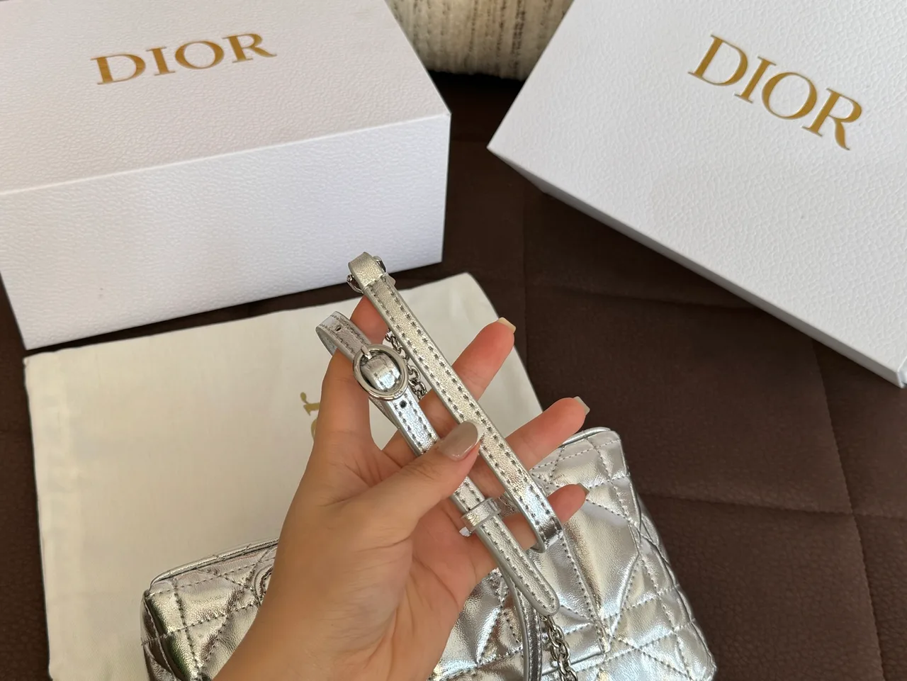 Dior My Dior metallic flap bag in Gold & Silver · view 7