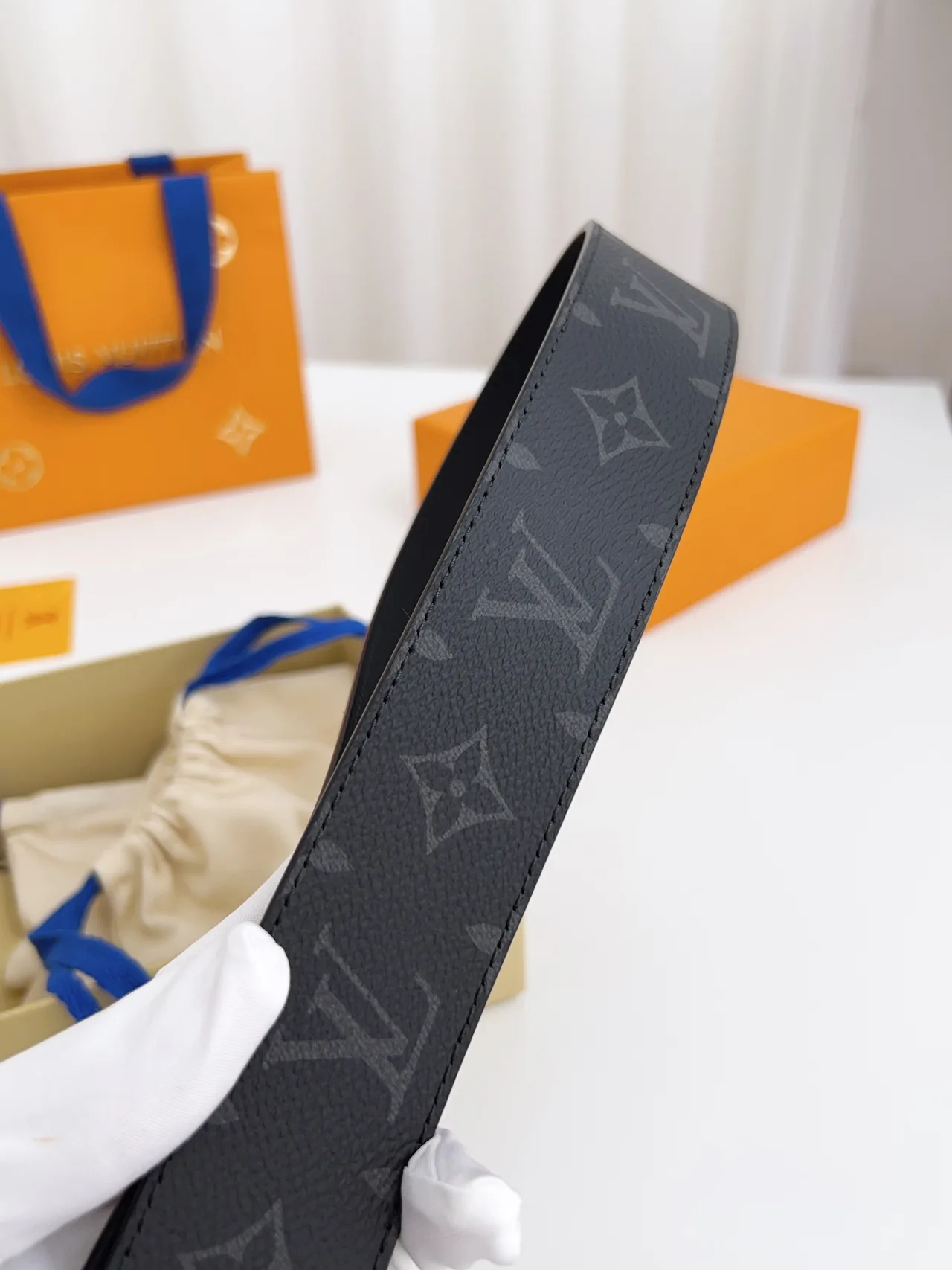 Louis Vuitton Calfskin Glossy Belt in Black · view 7