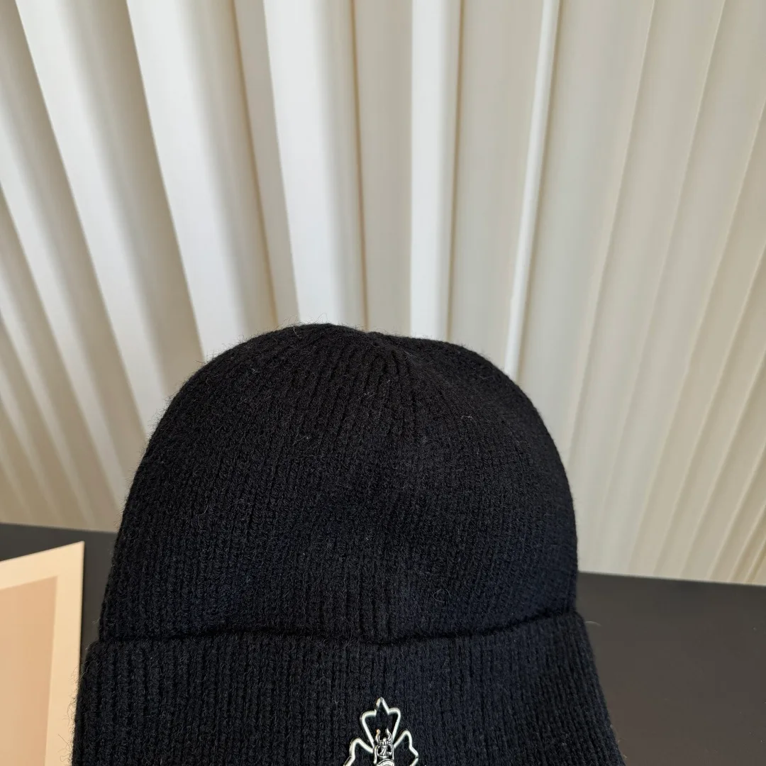 Chrome Hearts Ribbed Embroidered Beanie in Black · view 6