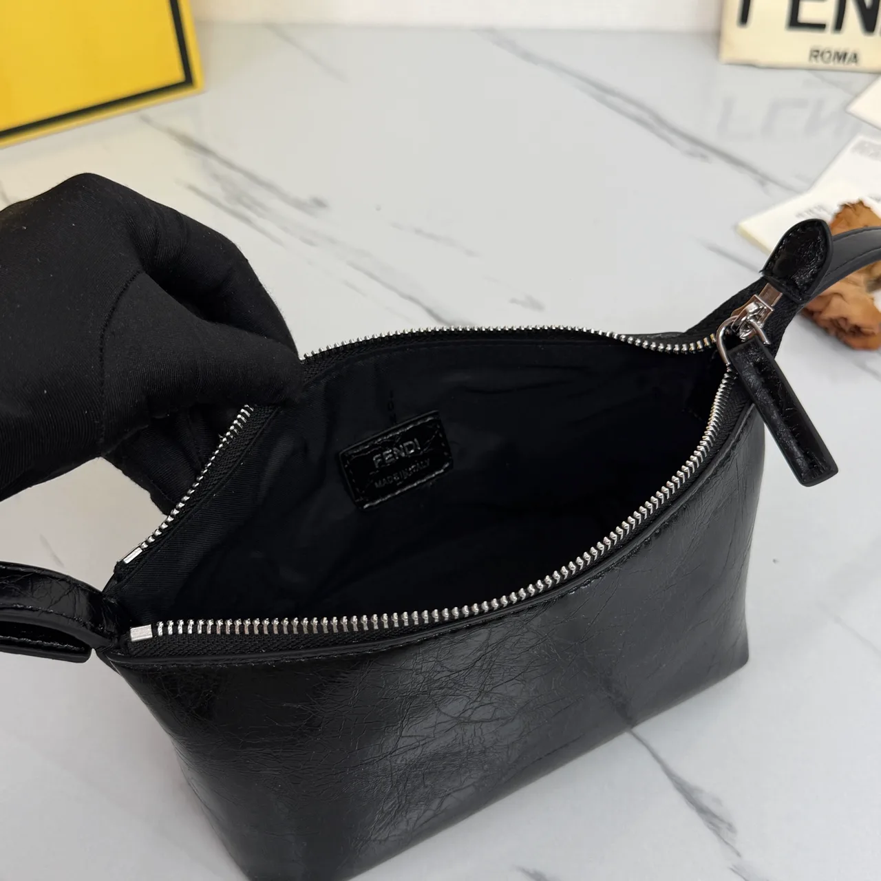 Fendi Baguette Cowhide Hobo Bag in Black · view 8