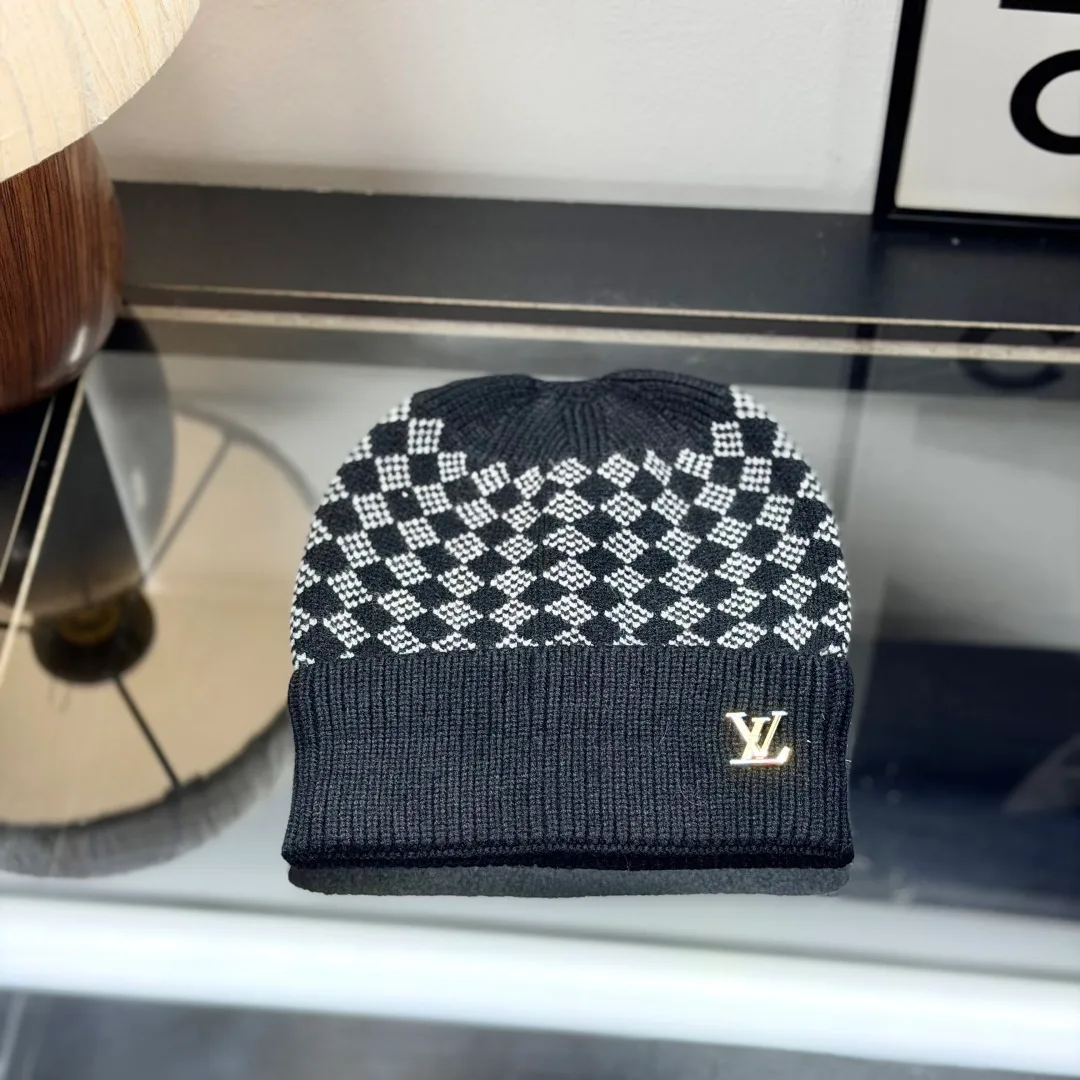 Louis Vuitton Wool Check Hat Scarf and Gloves Set in Grey · view 5