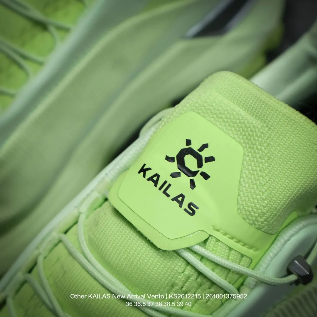 Kailas Sneakers in Green · view 8