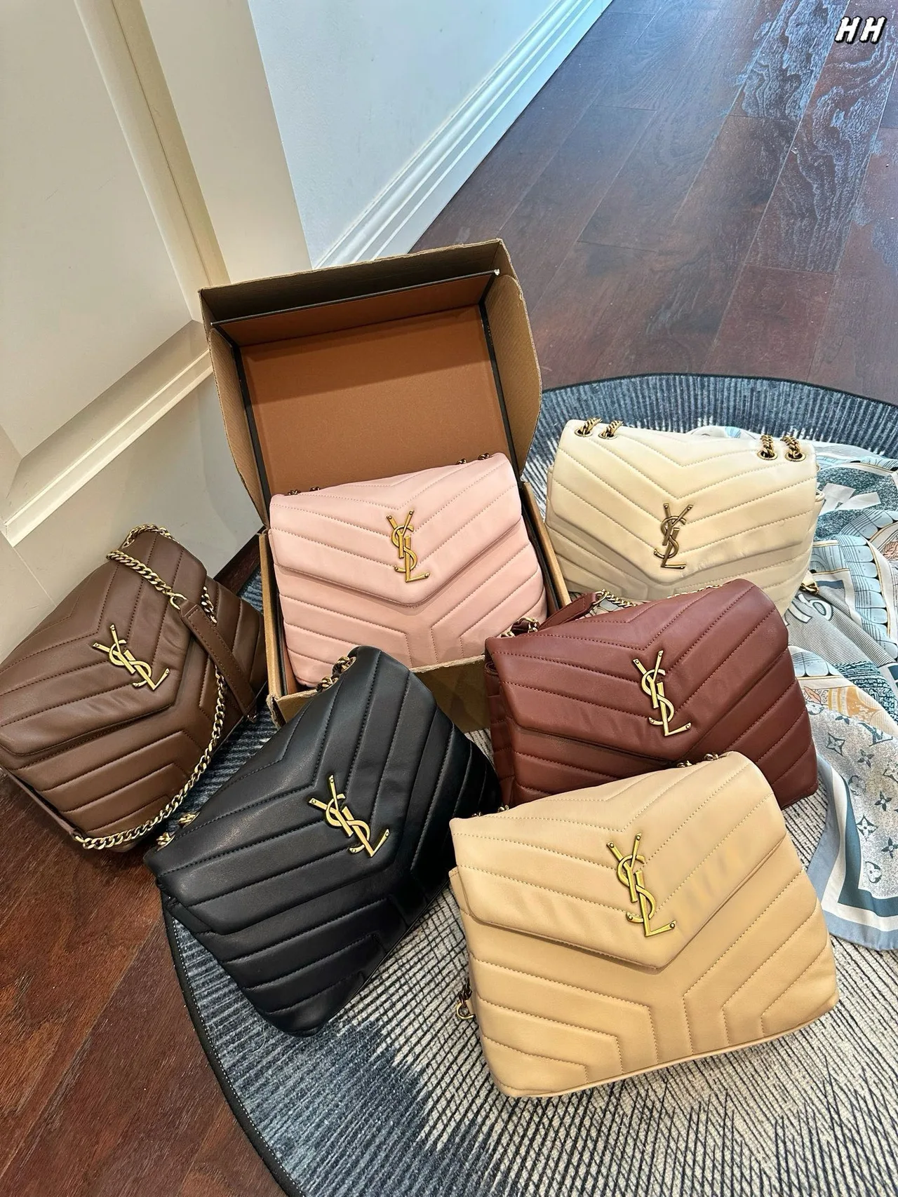 Saint Laurent Loulou Chain Bag in Pink & Brown & White & Beige & Red & Black · view 8
