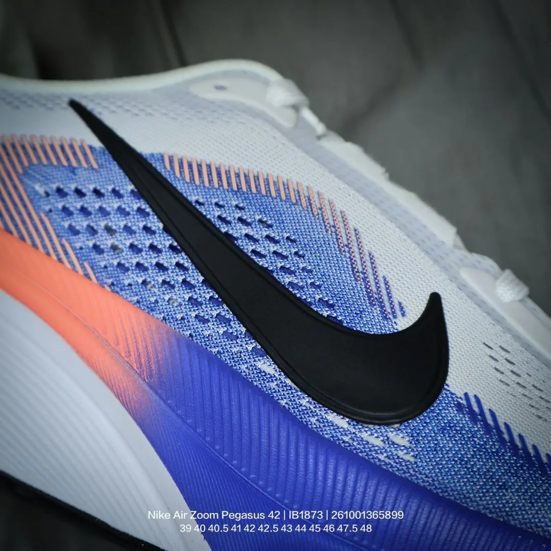 Nike Striped Sneakers in White · view 7