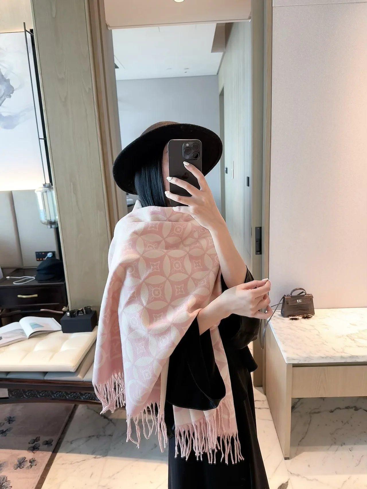 Louis Vuitton Jacquard Scarf in Pink & Grey & Beige · view 1