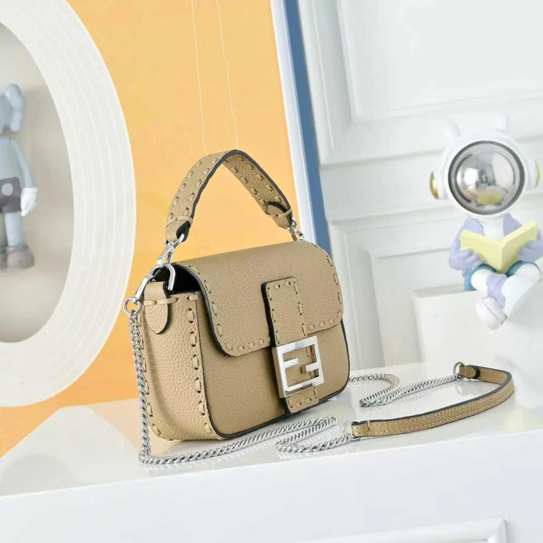 Fendi Baguette Smooth Shoulder Bag in Beige · view 3