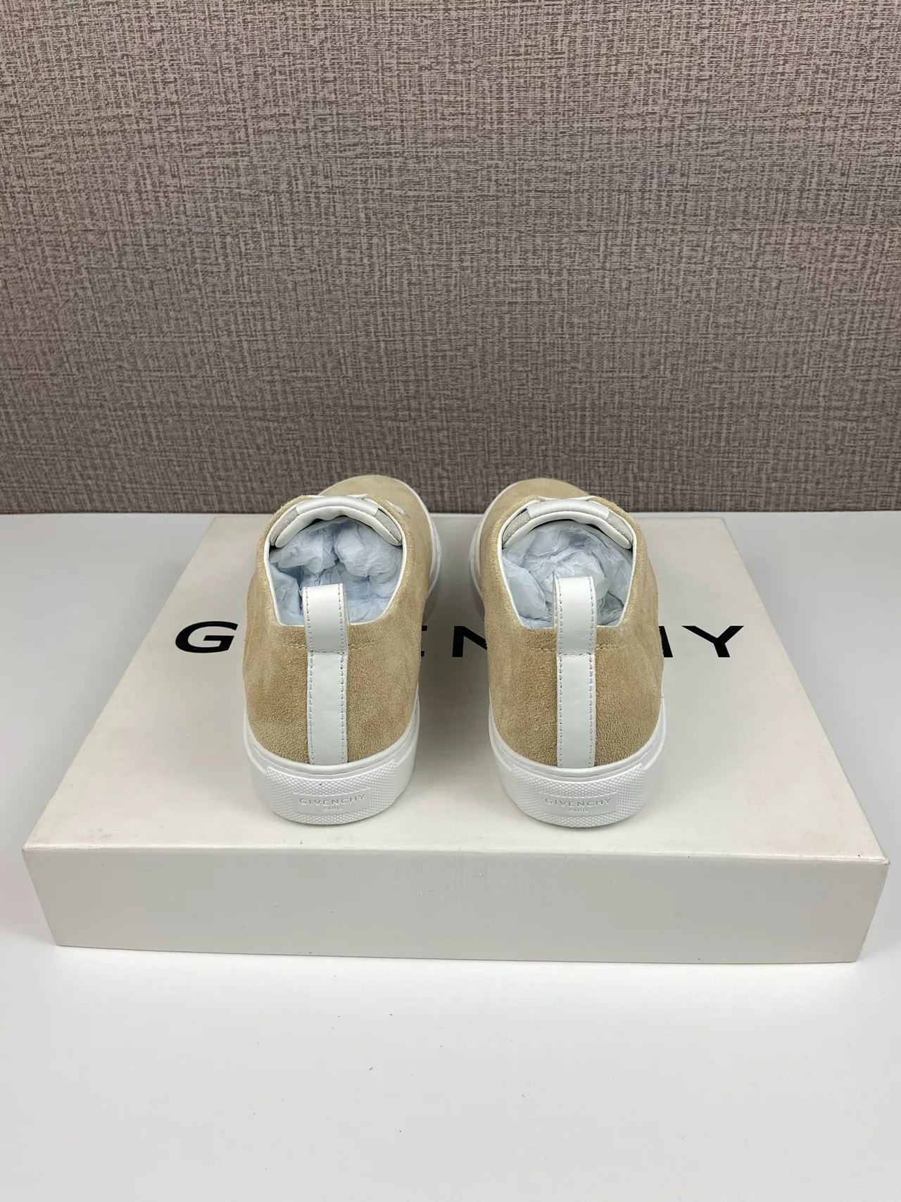 Givenchy Cowhide New City Sneakers in Beige · view 3