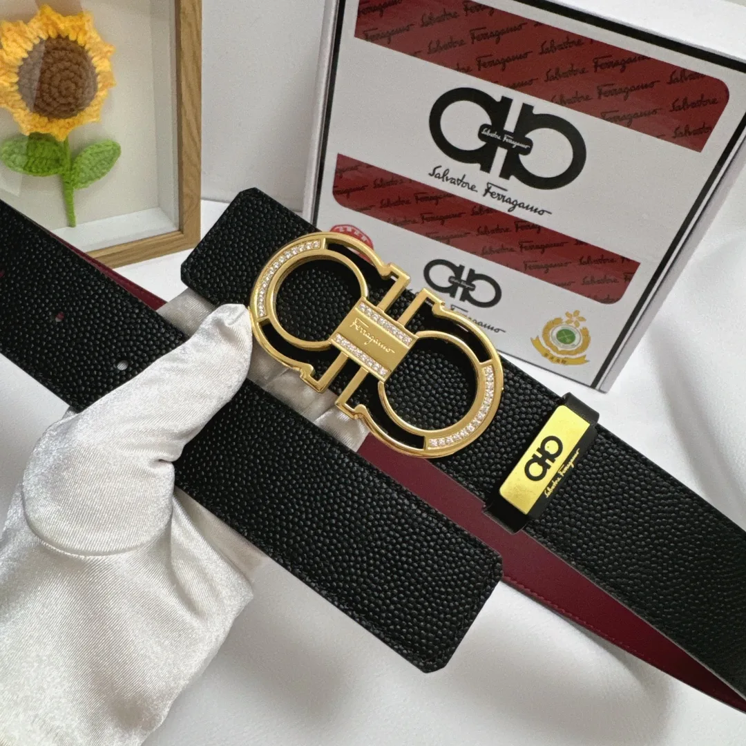 Ferragamo Cowhide Belt in Black · view 3