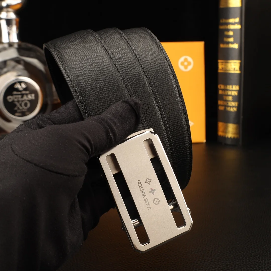 Louis Vuitton Automatic Belt in Black · view 5