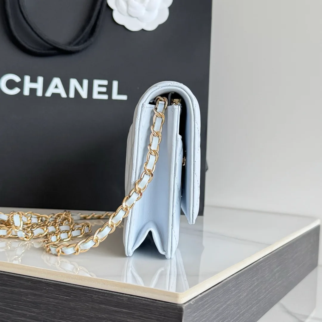 Chanel Calfskin Quilted Chain Wallet in Blue · view 4
