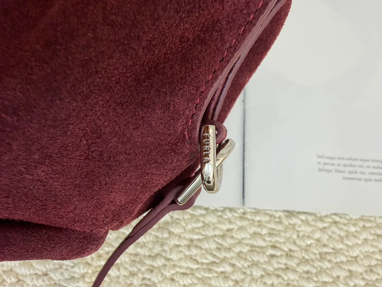 Chanel Cowhide Hobo Bag in Burgundy · view 7