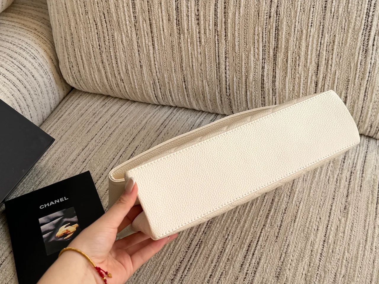 Chanel Quilted Clutch in Cream · view 4