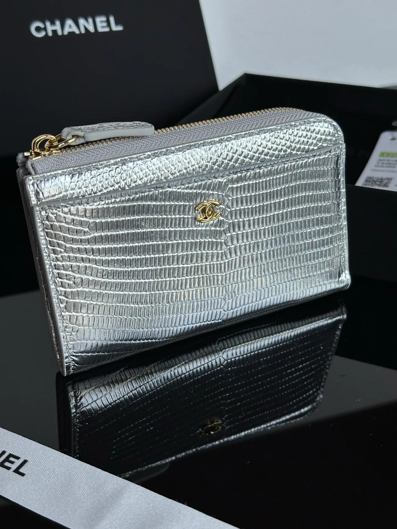 Chanel Smooth Wallet in Silver · view 2