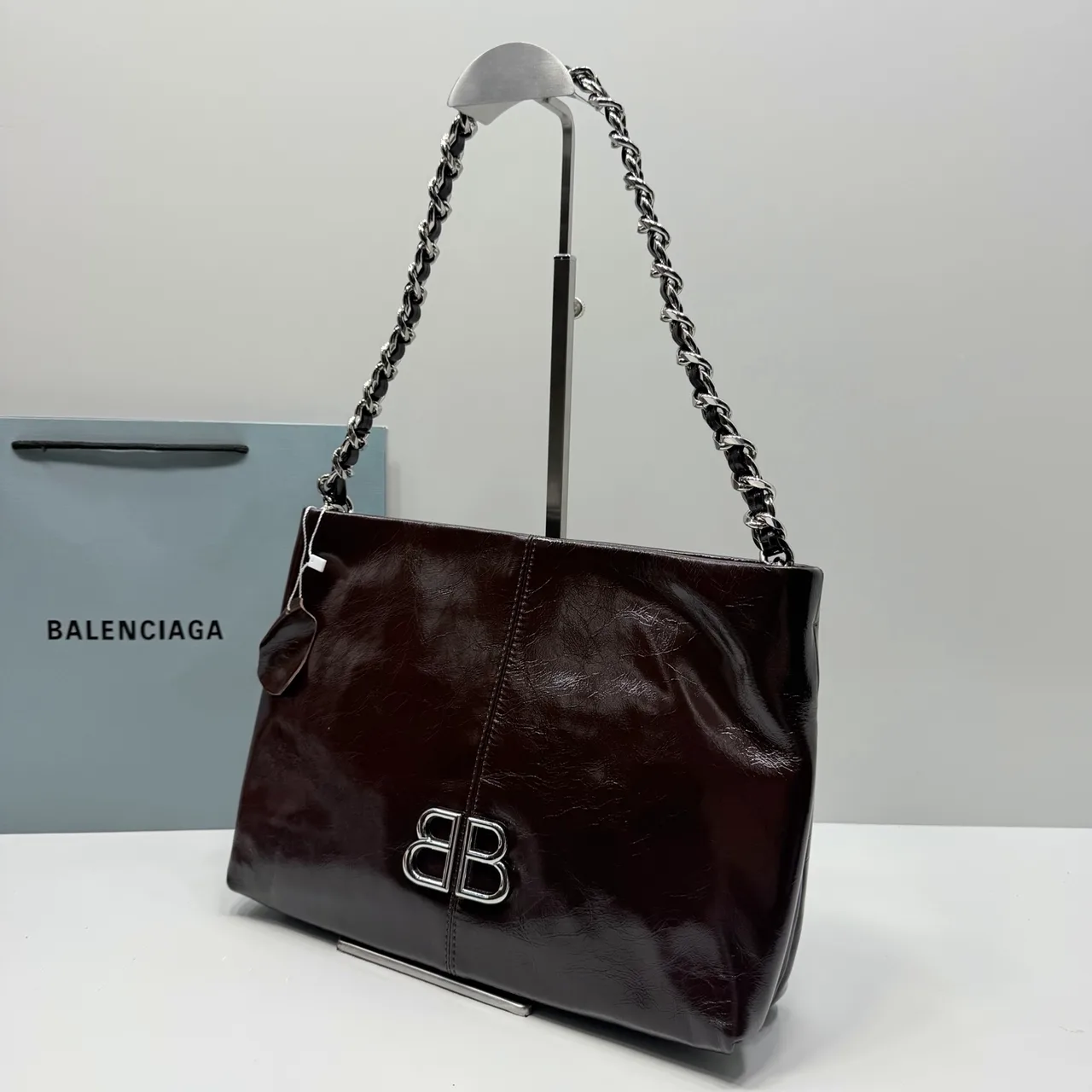Balenciaga Cowhide Glossy Hobo Bag in Brown · view 4