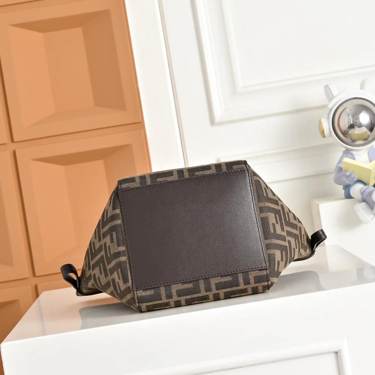 Fendi FF Monogram Long-Handle Shopper Tote in Brown · view 4
