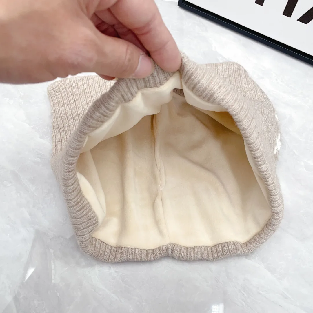 Prada Wool Ribbed Hat Scarf and Gloves Set in Beige · view 4