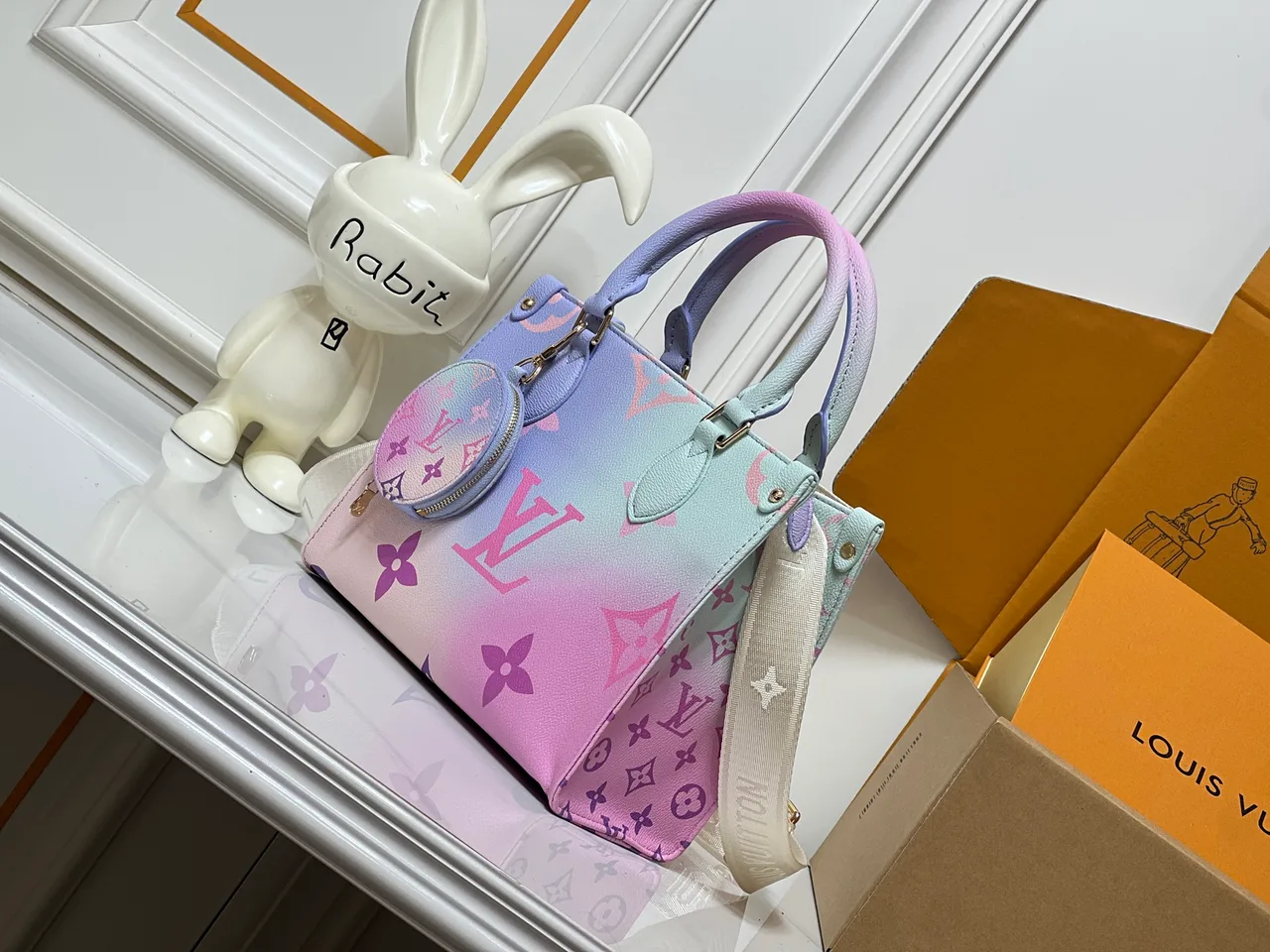 Louis Vuitton Canvas OnTheGo Tote in Blue · view 3