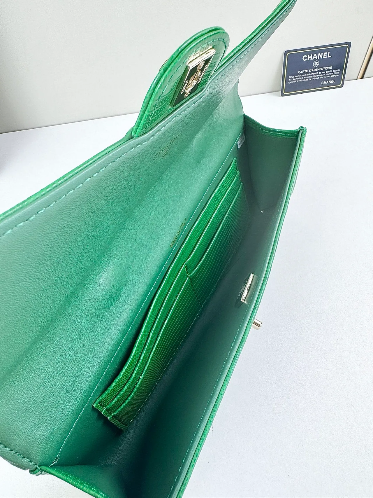 Chanel Chain Flap Wallet in Green · view 8