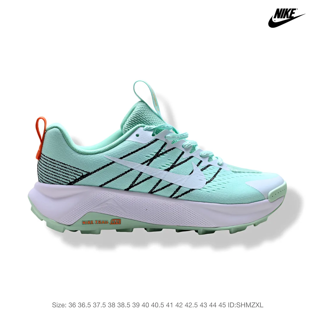 Nike Striped Shoes in Green · view 1