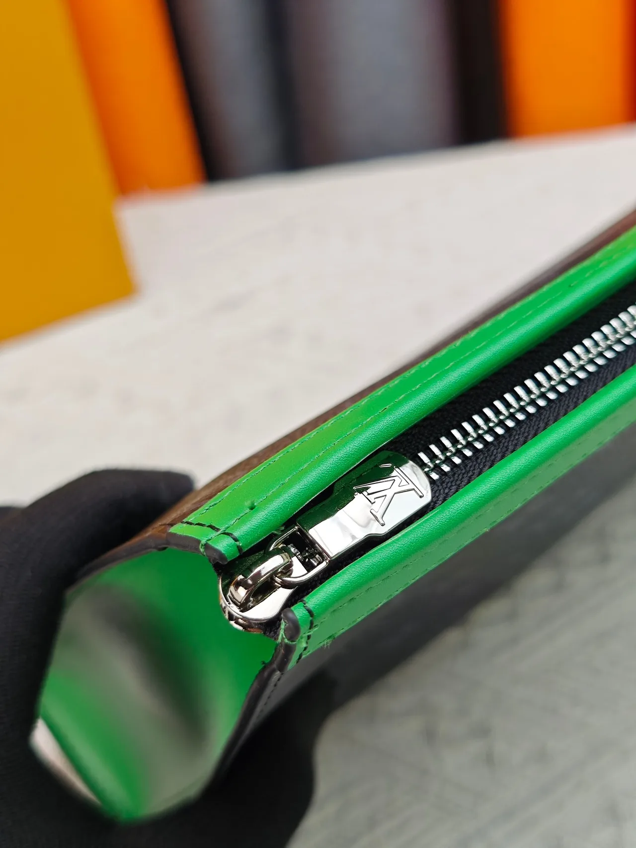Louis Vuitton Clutch in Black · view 6