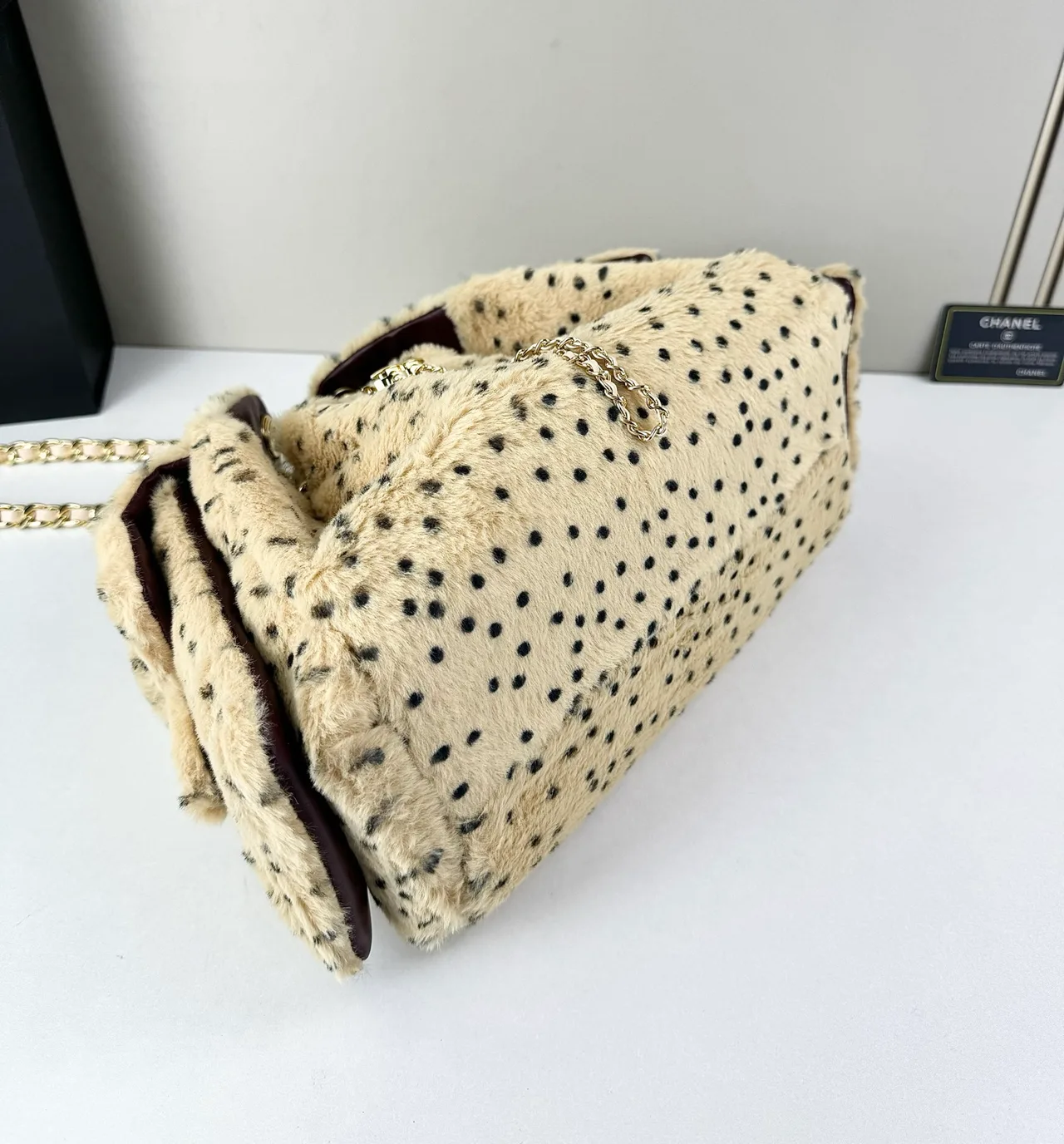 Chanel Drawstring Bucket Bag in White · view 4